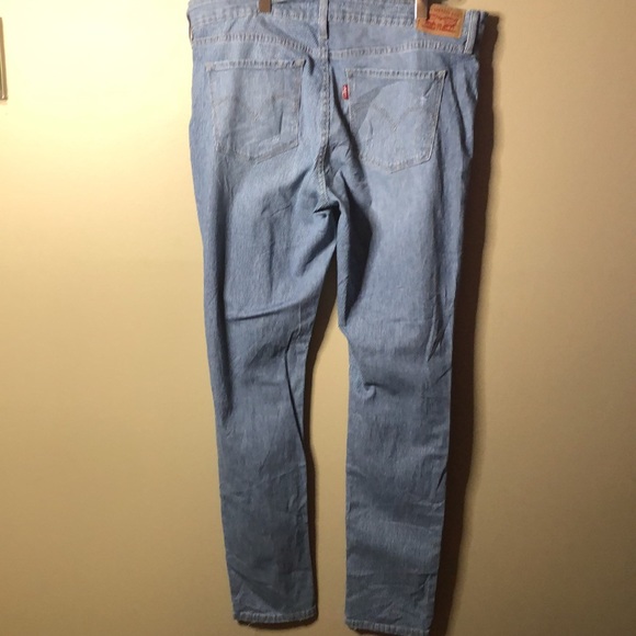 Levi’s pinstripe distressed 711 skinny jeans - Picture 7 of 7